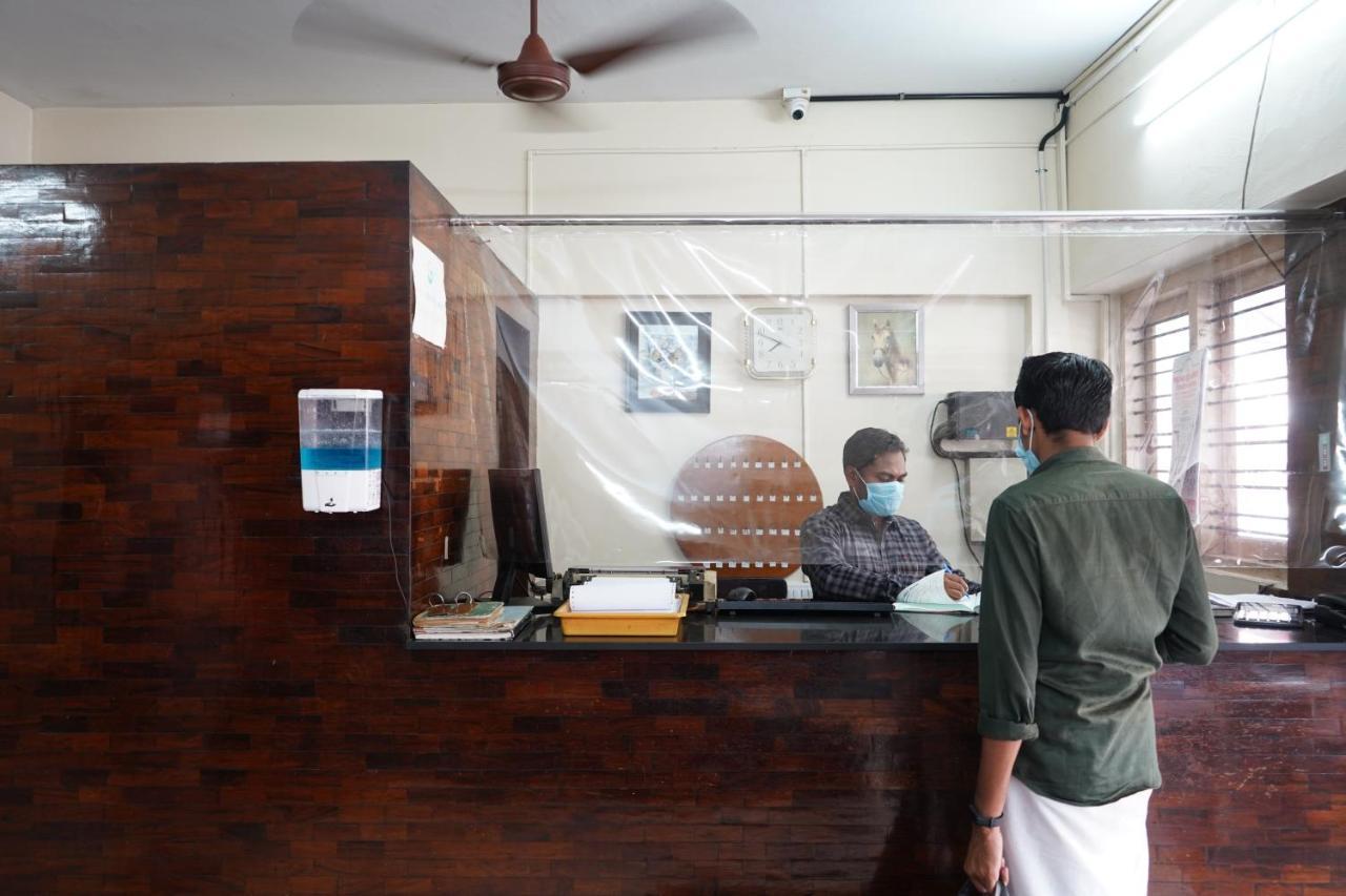 Sangeetha Tourist Home Thiruvananthapuram Exterior photo